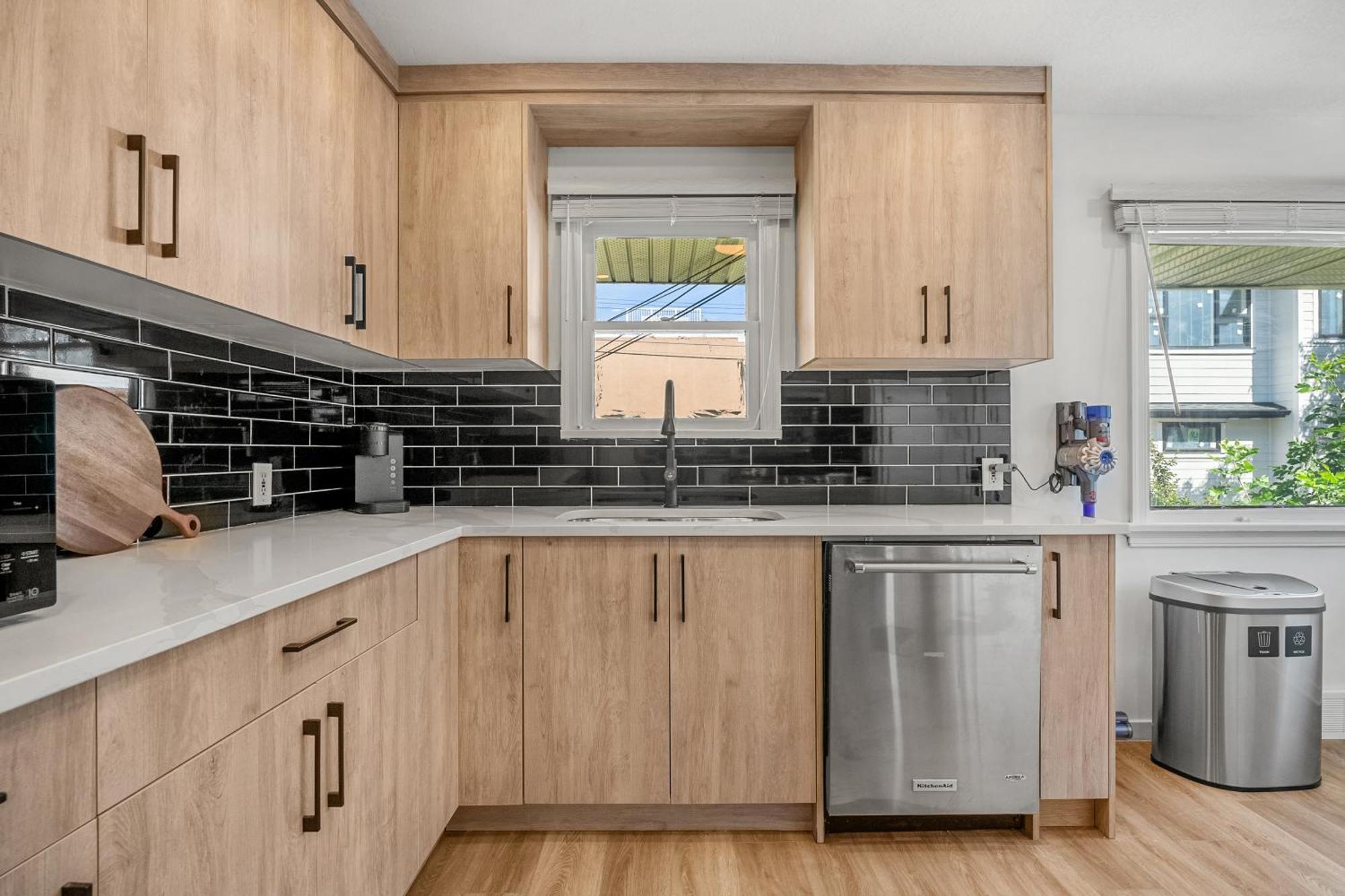 3bd Luxury Home, Steps To Dt, River, Hospital Apartment